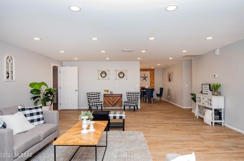 8302 3 St, Tucson AZ 85711-1518 exterior