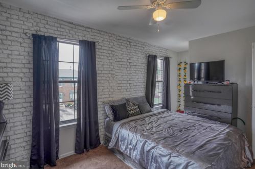 59 Mactavish Ct, New Castle DE 19720-6524 exterior