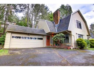 2115 Essex Ln, Eugene, OR 97403-1884