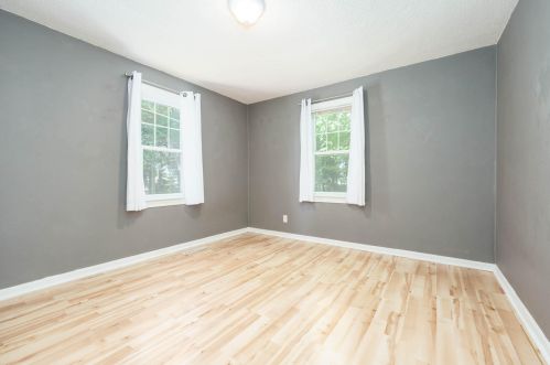 2206 Frst Dr, Kalamazoo MI 49002-6442 exterior