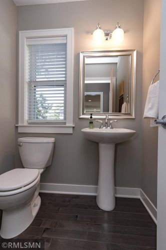 1329 Hartford Ave, Saint Paul MN 55116-1648 exterior