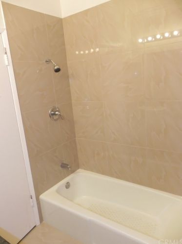 15500 Tustin Village Way, Tustin CA  92780-4208 exterior