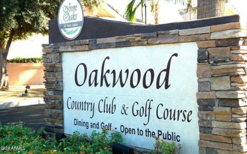 9717 Holiday Way, Chandler AZ 85248-6019 exterior