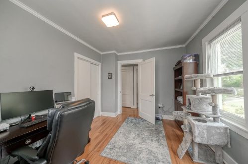 5107 Interboro Ave, Pittsburgh PA  15207-2327 exterior