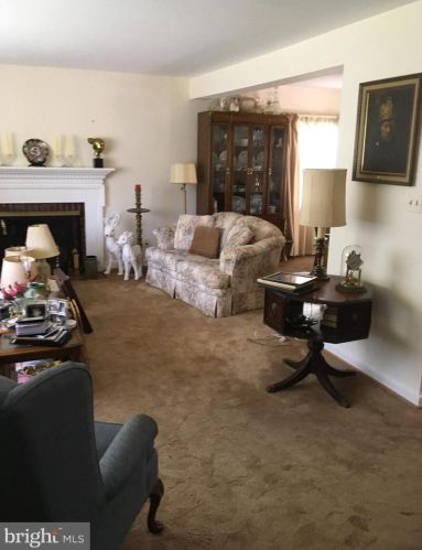 4510 Rynex Dr, Alexandria VA 22312-1515 exterior