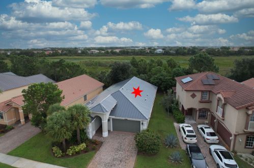 2238 Newport Isles Blvd, Fort Pierce FL  34953-4577 exterior