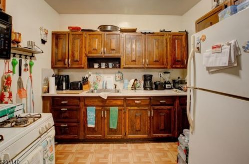 32 Butler St, Paterson NJ 07524-1926 exterior