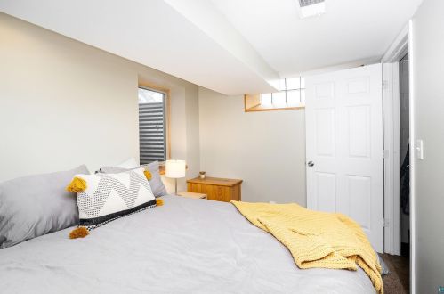 315 Myrtle St, Duluth MN 55811-5124 exterior