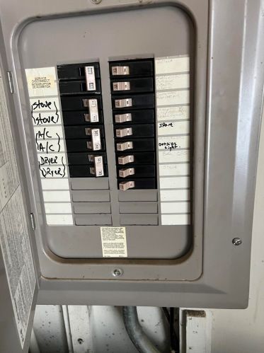 3508 Florist Ave, Milwaukee, WI 53209-3632