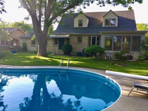 9705 Ctr St, Milwaukee WI 53222-4526 exterior