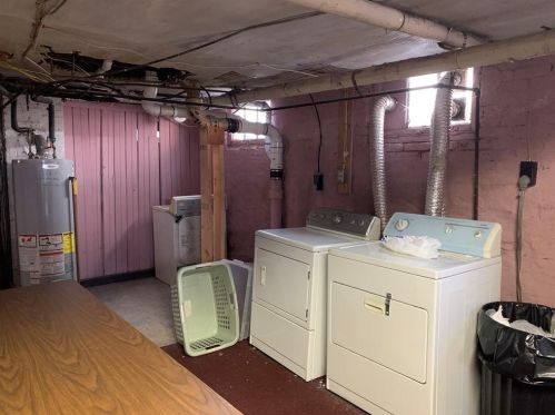 29 Elmdale Ave, Providence RI 02909-3017 exterior