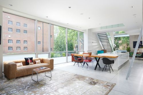 1257 Wolcott Ave, Chicago IL 60622-3675 exterior