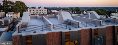 429 Lemonte St, Philadelphia PA 19128-4534 exterior