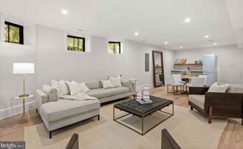 3306 Highland Pl, Washington DC  20008-3233 exterior