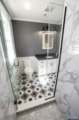 83 Columbia St, Wood-Ridge NJ  07075-2403 exterior