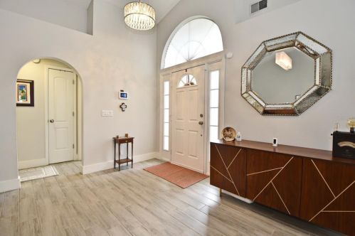 521 Brightview Dr, Lake Mary FL 32746-2314 exterior