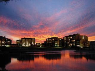 10506 Pacific St, Omaha NE  68114-4763 exterior