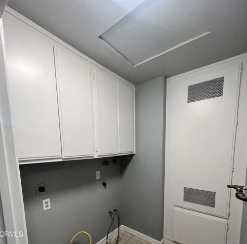 636 Holly Ave, Oxnard CA  93036-1931 exterior