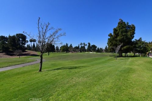 2354 Sunningdale Dr, Tustin CA  92782-1086 exterior