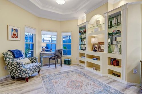 267 Glen Eagle Cir, Naples FL 34104-5715 exterior