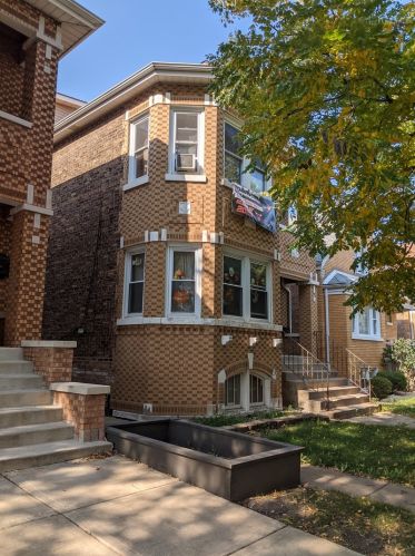 4746 Tripp Ave, Chicago IL  60630-4332 exterior