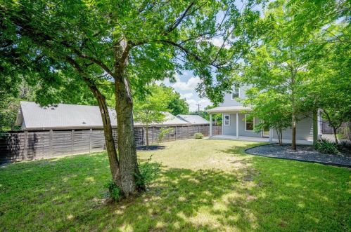 7206 Blessing Ave, Austin TX 78752-2716 exterior