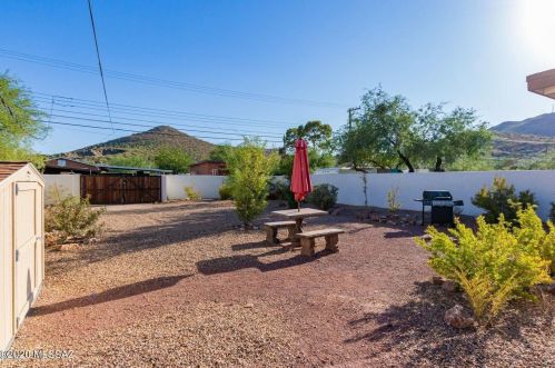 1210 Congress St, Tucson AZ 85745-2812 exterior