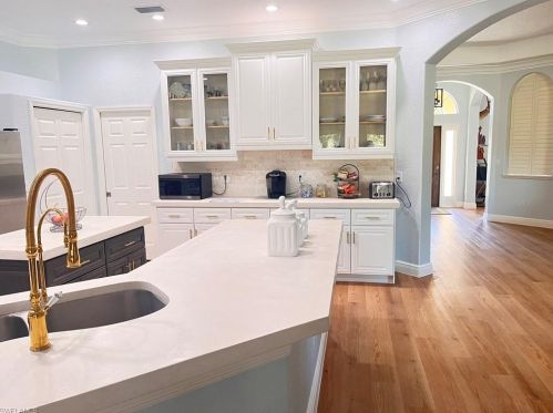 5945 Desoto Blvd, Naples FL 34120-9013 exterior