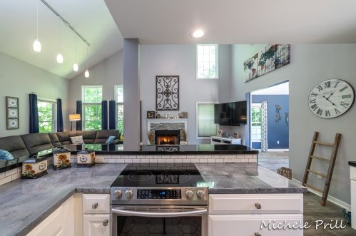 6215 Eagle Rdg Dr, Kalamazoo MI 49004-9627 exterior