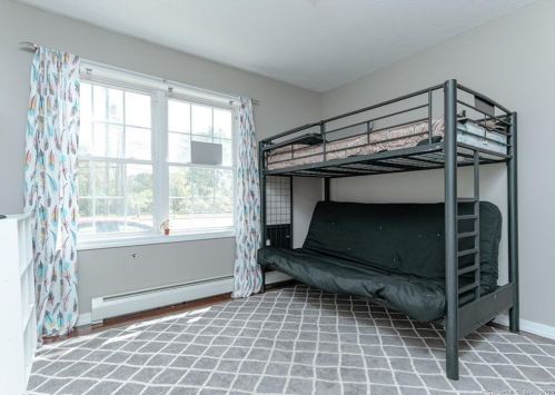 1893 Upper Maple St, Killingly CT 06241-1513 exterior