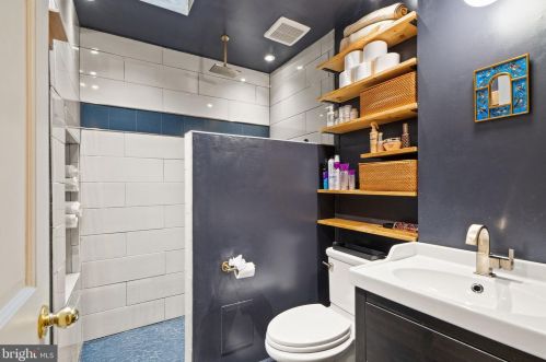 1510 Massachusetts Ave, Washington DC  20005-1802 exterior