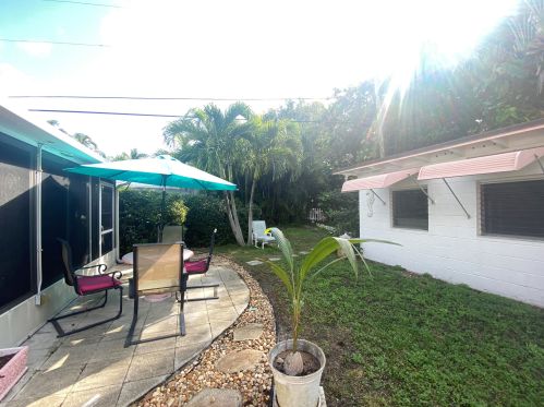 11 Surf Rd, Boynton Beach FL exterior