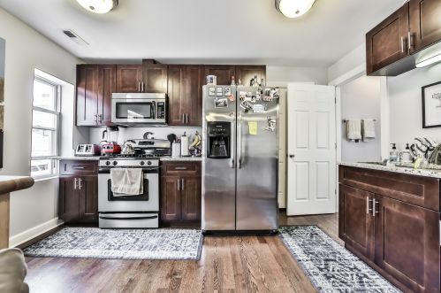 2335 Moffat St, Chicago IL 60647-4312 exterior