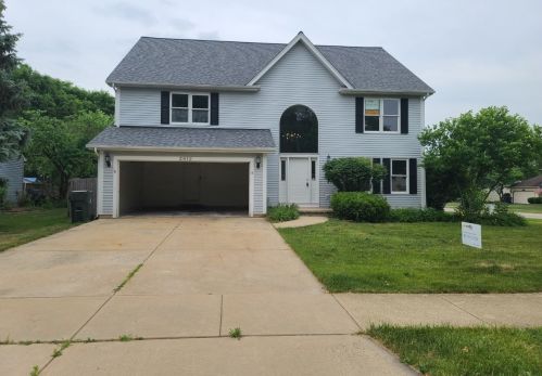2612 Midland Dr, Naperville, IL 60564-8999