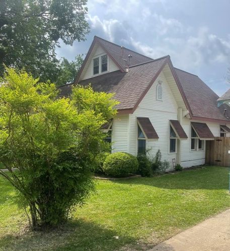 918 Chestnut St, Denison TX 75020-3205 exterior