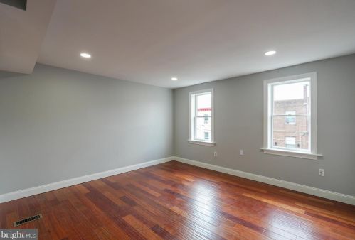 1021 Ellsworth St, Philadelphia PA  19147-4637 exterior