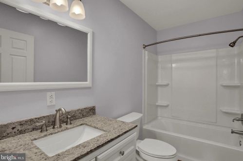 202 Georgetown Cir, Hanover PA 17331-2363 exterior