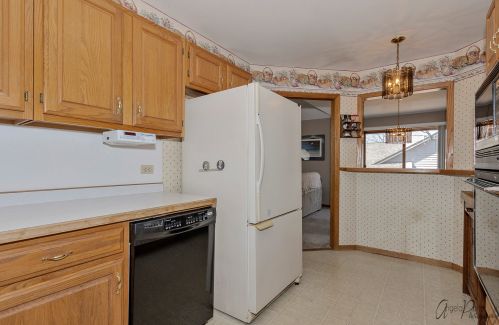 8902 Burton Rd, Bull Valley IL 60097-8202 exterior