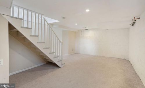 2003 Osborn Dr, Silver Spring MD  20910-1320 exterior