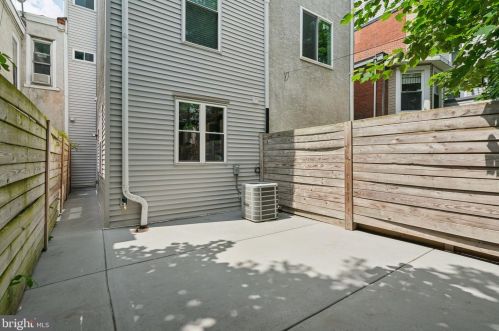 1259 29 St, Philadelphia PA 19132-3027 exterior