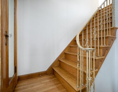 6749 Raven St, Chicago IL 60631-2533 exterior