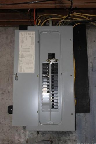 5 Play Rd, Enfield CT 06082-5148 exterior