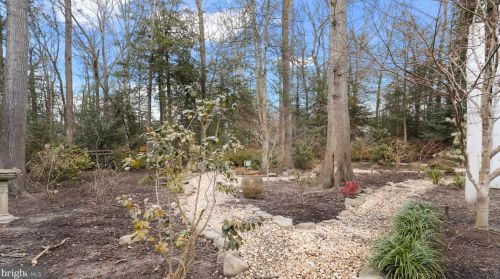 4512 Dolphin Ln, Alexandria VA 22309-3110 exterior