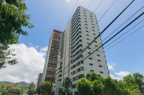 1571 Piikoi St, Honolulu HI 96822-4085 exterior