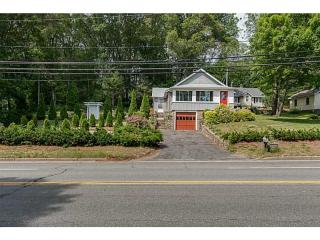 2505 Hartford Ave, Providence, RI 02919-1620