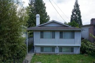11518 25th Ave, Seattle WA  98125-5218 exterior
