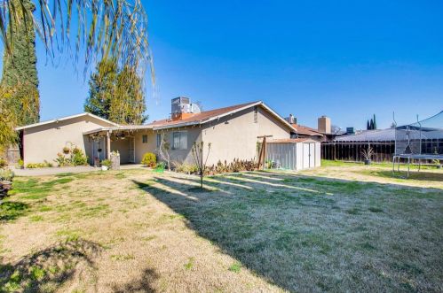654 Birchwood Way, Turlock CA 95380-5952 exterior