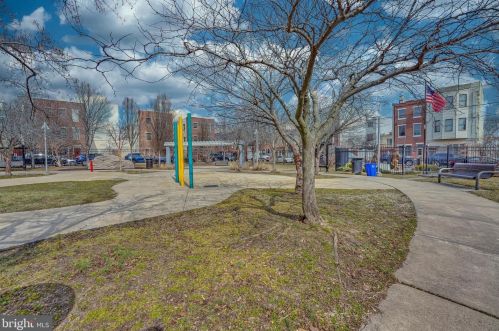 1333 2nd St, Philadelphia PA 19122-0033 exterior