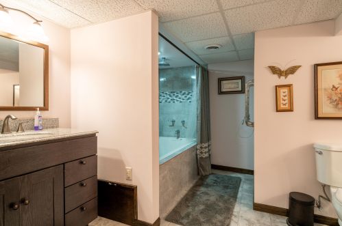 2524 Lefeber Ave, Milwaukee WI 53213-1222 exterior