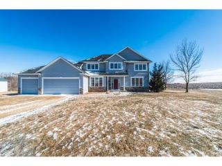 28558 Isle Ave, Waterford, MN 55057-5161